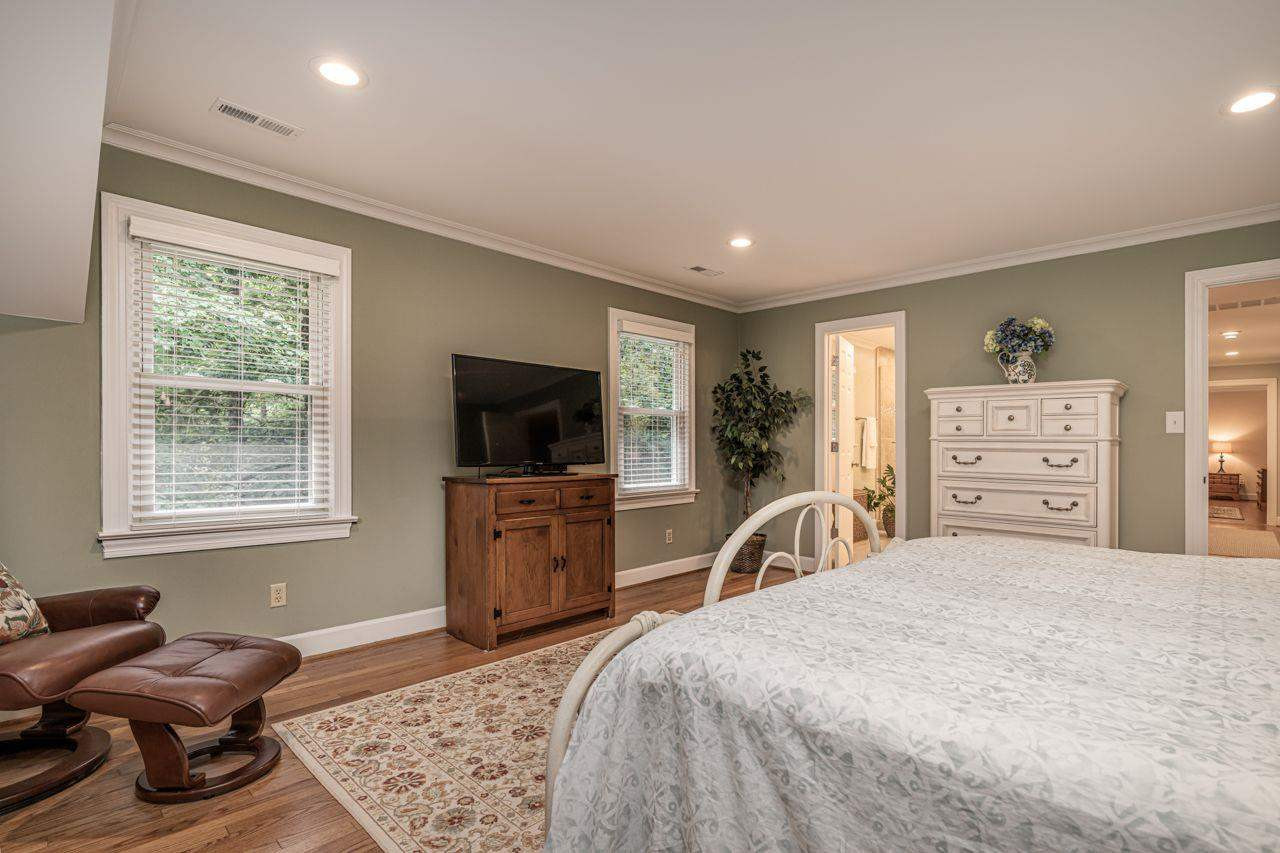 4200 Oak Park Road Raleigh, NC 27612 - Photo 17 of 30 Photo 17