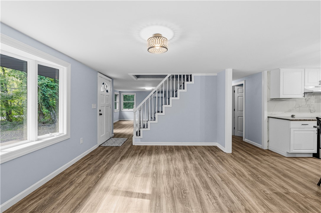 380 Brayton Road Tiverton, RI 02878 - Photo 15 of 36