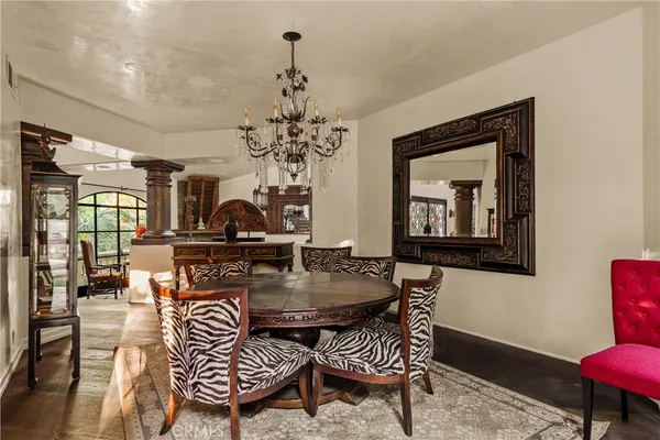 $21,500 | 4909 Woodley Avenue, Encino, CA 91436