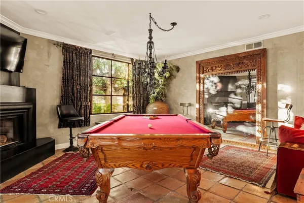 $21,500 | 4909 Woodley Avenue, Encino, CA 91436