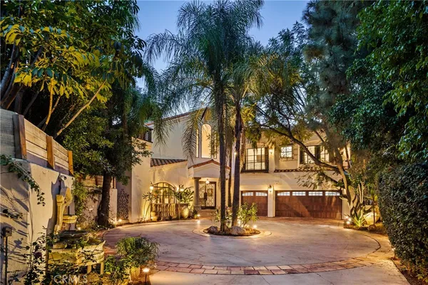 $21,500 | 4909 Woodley Avenue, Encino, CA 91436