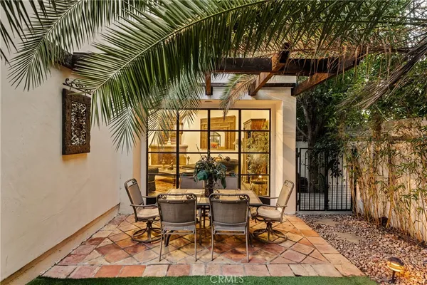 $21,500 | 4909 Woodley Avenue, Encino, CA 91436