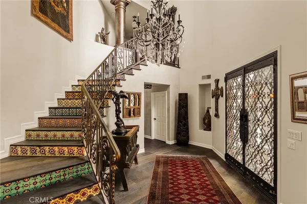 $23,000 | 4909 Woodley Avenue, Encino, CA 91436