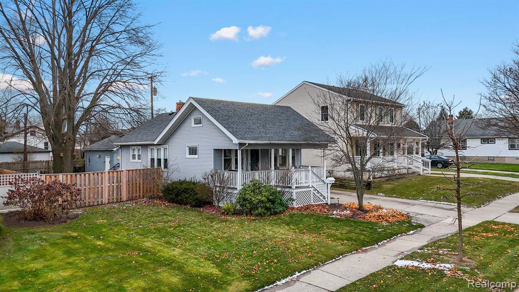 2329 Rosemont Road Berkley, MI 48072 - Photo 18 of 19