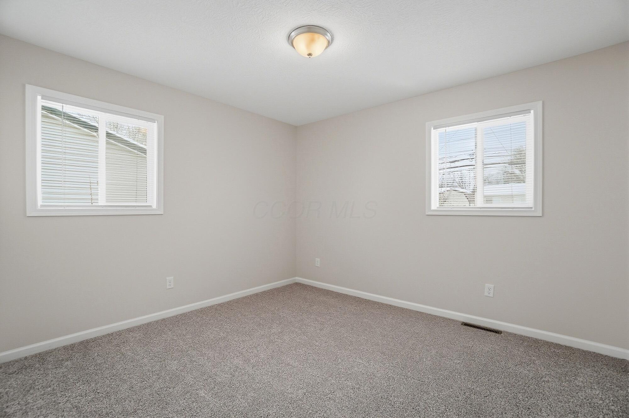 3824 Wade Road Columbus, OH 43232 - Photo 23 of 42 Bedroom 2