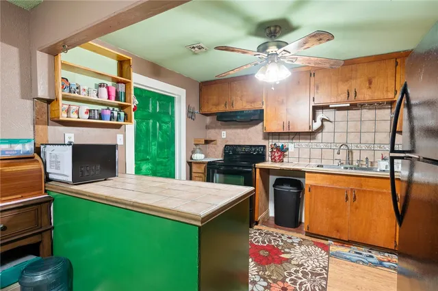 $189,900 | 3878 North Riverview Drive, Robstown, TX 78380