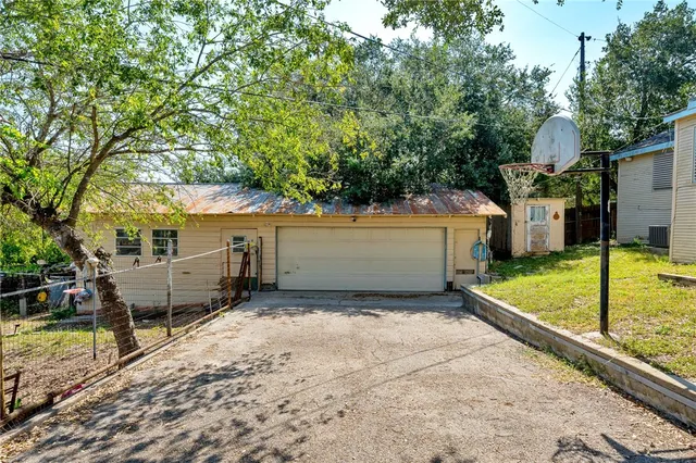 $189,900 | 3878 North Riverview Drive, Robstown, TX 78380