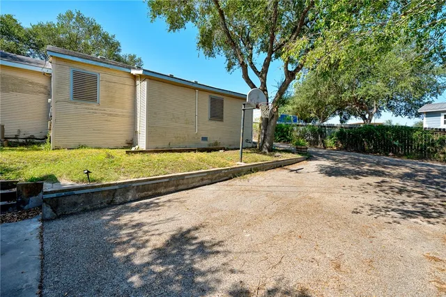 $189,900 | 3878 North Riverview Drive, Robstown, TX 78380