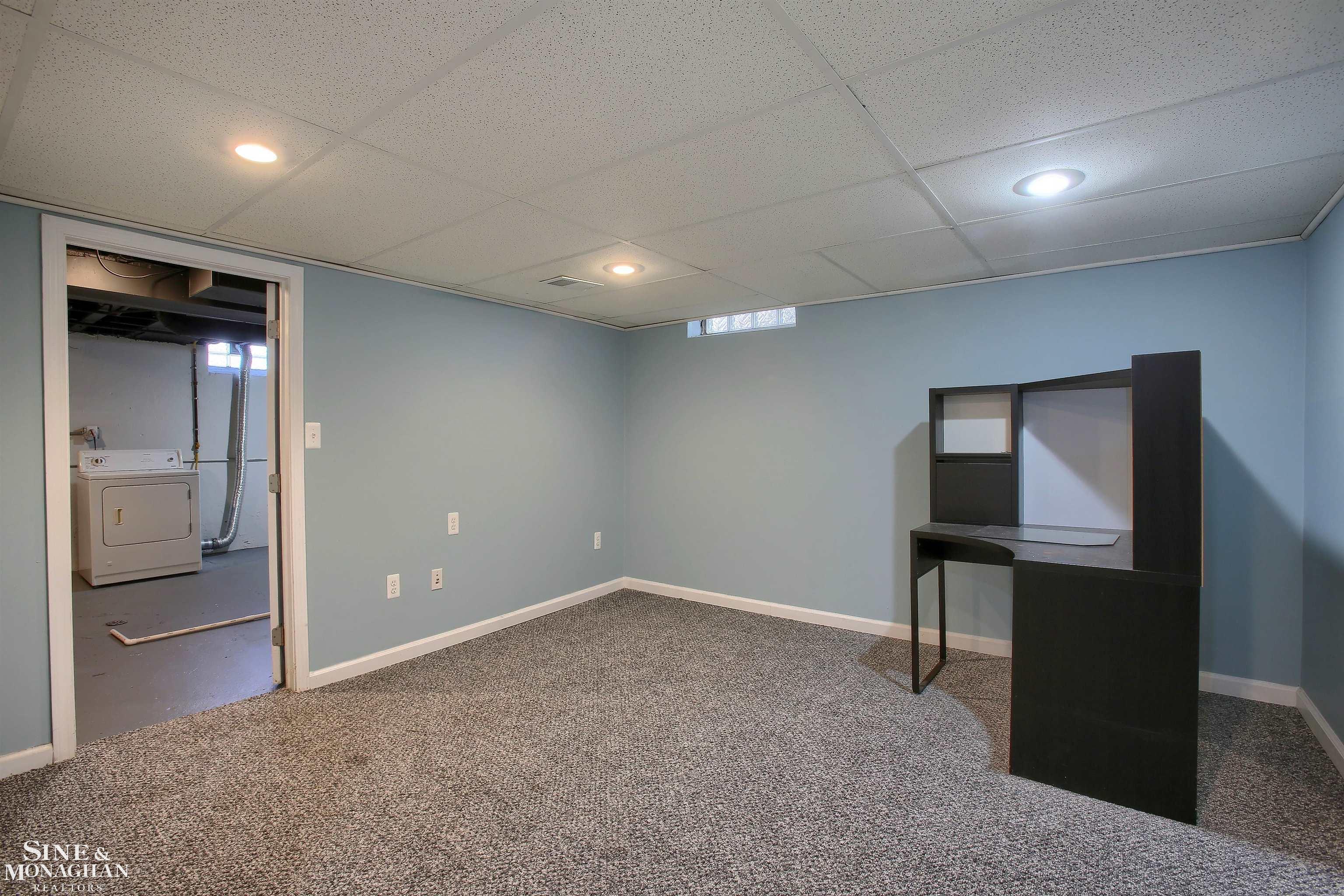 22959 Allen Road St. Clair Shores, MI 48080 - Photo 15 of 27