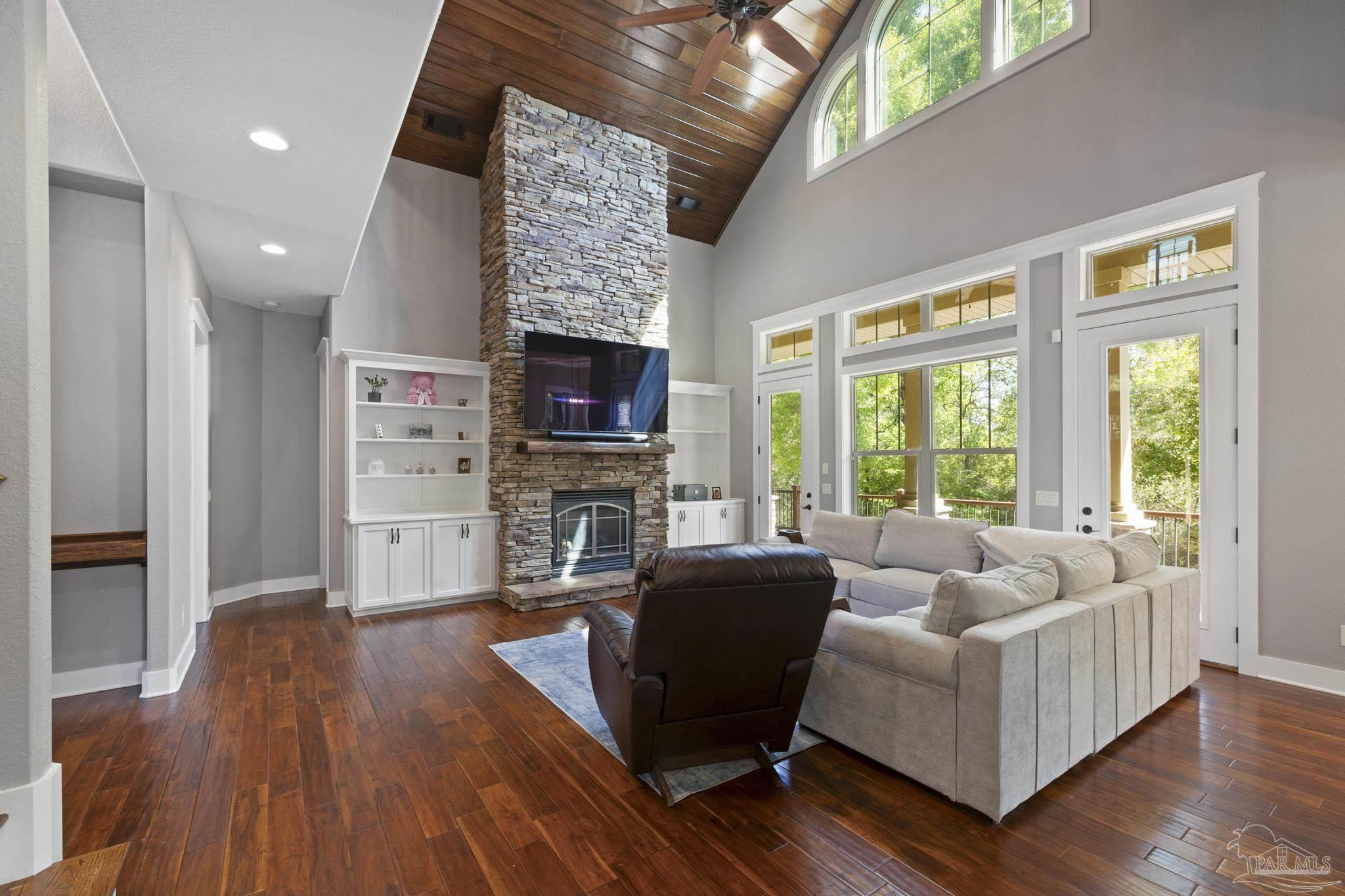 8419 Foxtail Loop Pensacola, FL 32526 - Photo 4 of 69