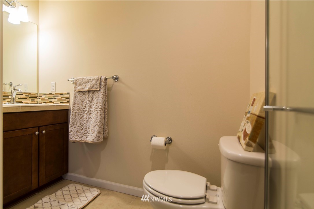 16313 Southeast 139th Court Renton, WA 98059 - Photo 12 of 20 Gallery Image 12