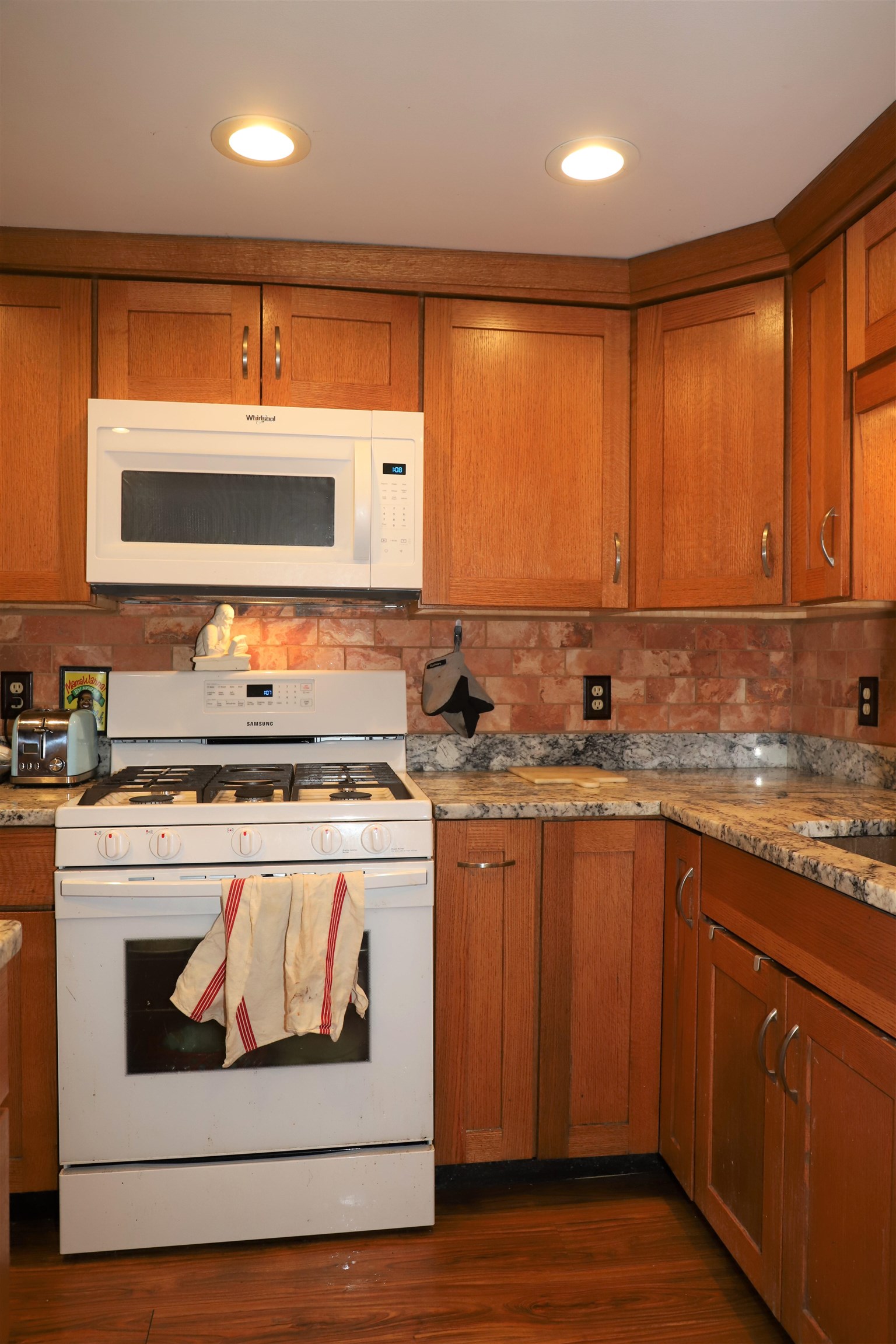 679 Weatherhead Hollow Road Guilford, VT 05301 - Photo 6 of 40