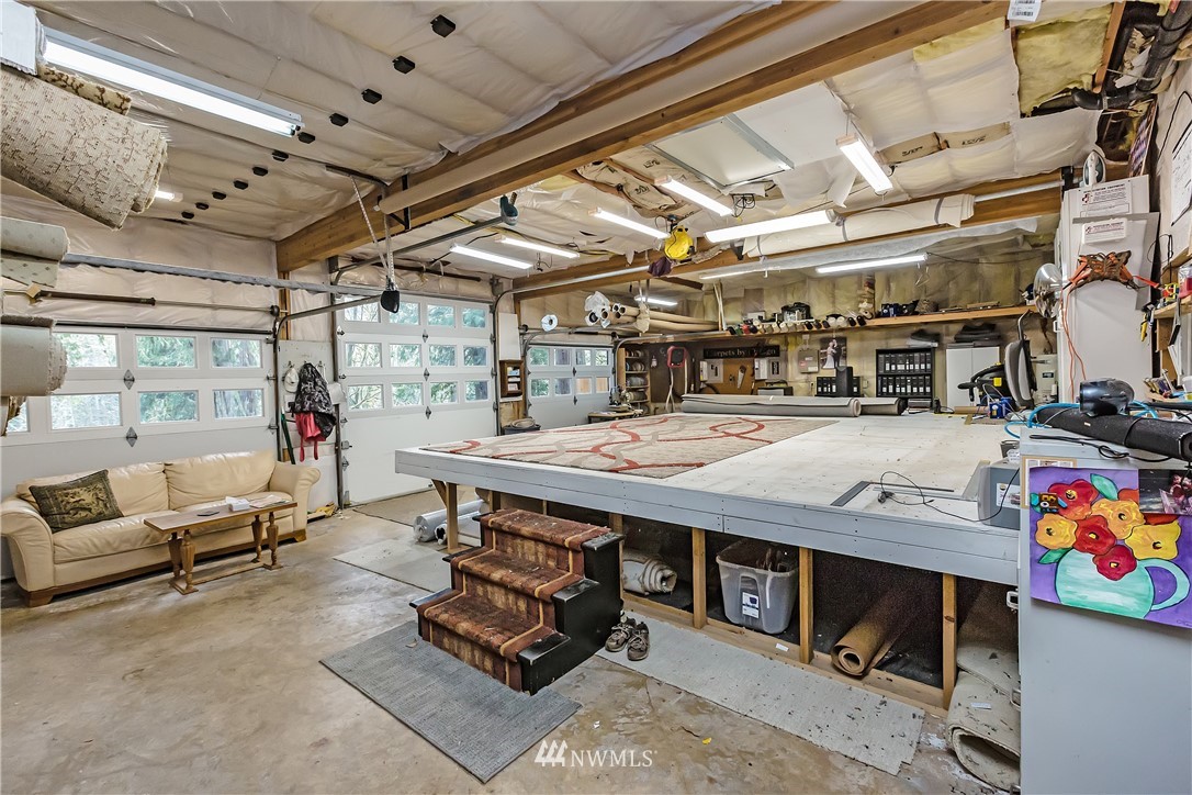 2039 Woods Road East Port Orchard, WA 98366 - Photo 22 of 24 Gallery Image 22