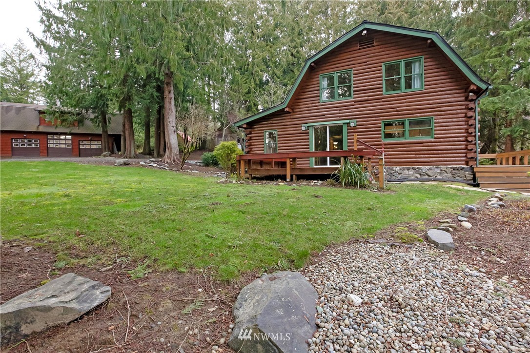 2039 Woods Road East Port Orchard, WA 98366 - Photo 4 of 24 Gallery Image 4