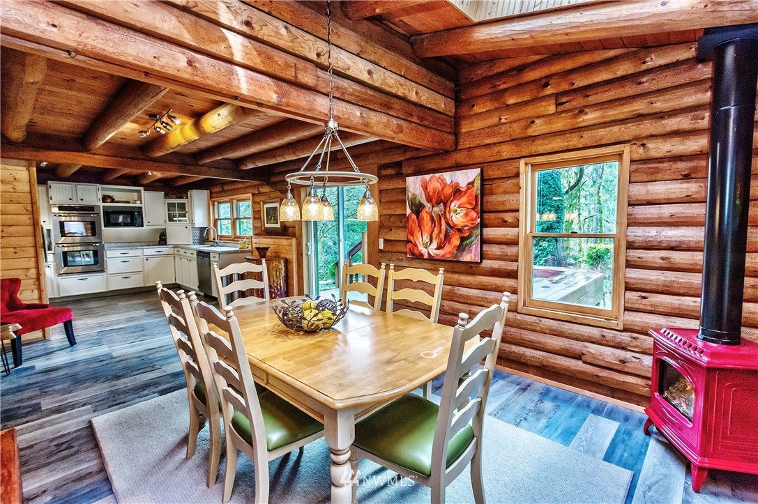 2039 Woods Road East Port Orchard, WA 98366 - Photo 8 of 24 Gallery Image 8