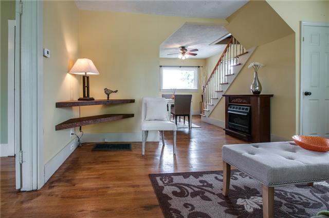 291 Fairview Road Dickson, TN 37055 - Photo 4 of 20 Aged Hardwood Floors