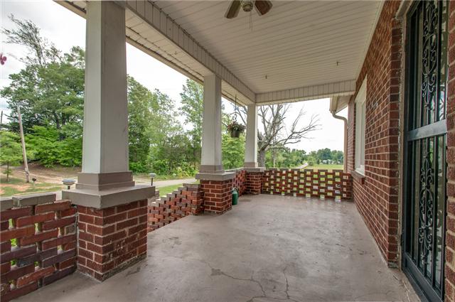 291 Fairview Road Dickson, TN 37055 - Photo 10 of 20 Large Covered Front Porch