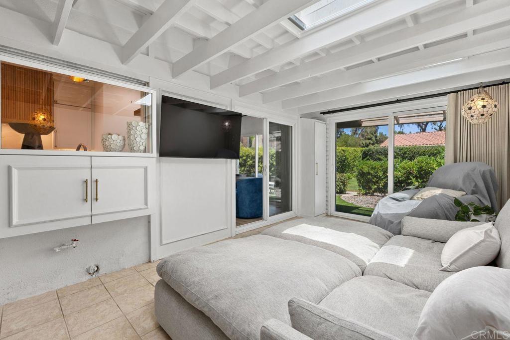 7057 Estrella De Mar Road Carlsbad, CA 92009 - Photo 30 of 40
