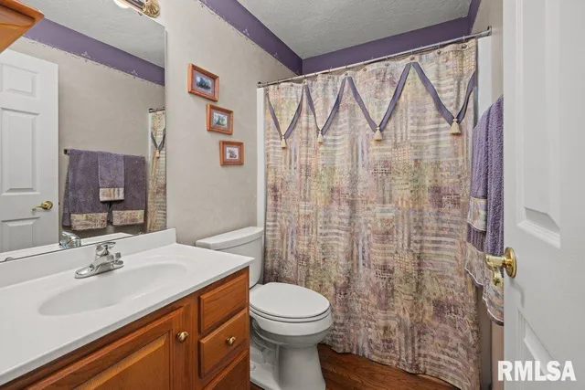 $350,000 | 5377 Red Fox Road, Bettendorf, IA 52722