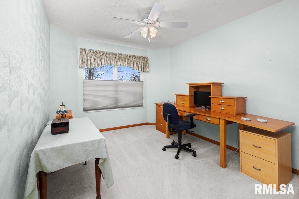 5377 Red Fox Road Bettendorf, IA 52722 - Photo 17 of 31 Gallery Image 17