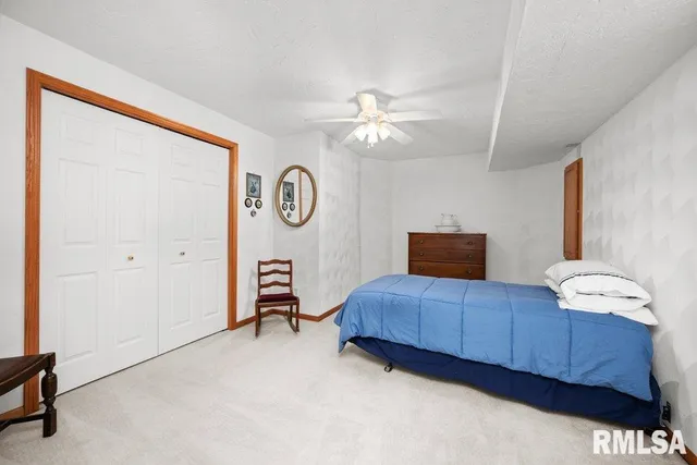 $350,000 | 5377 Red Fox Road, Bettendorf, IA 52722