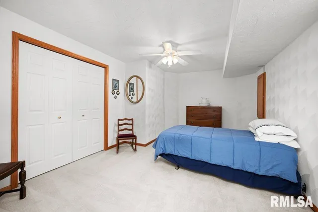 $350,000 | 5377 Red Fox Road, Bettendorf, IA 52722