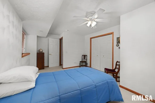 $350,000 | 5377 Red Fox Road, Bettendorf, IA 52722