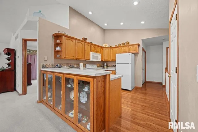 $350,000 | 5377 Red Fox Road, Bettendorf, IA 52722