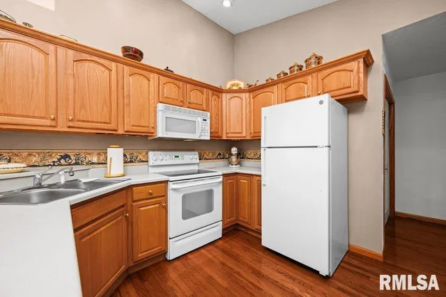 $350,000 | 5377 Red Fox Road, Bettendorf, IA 52722