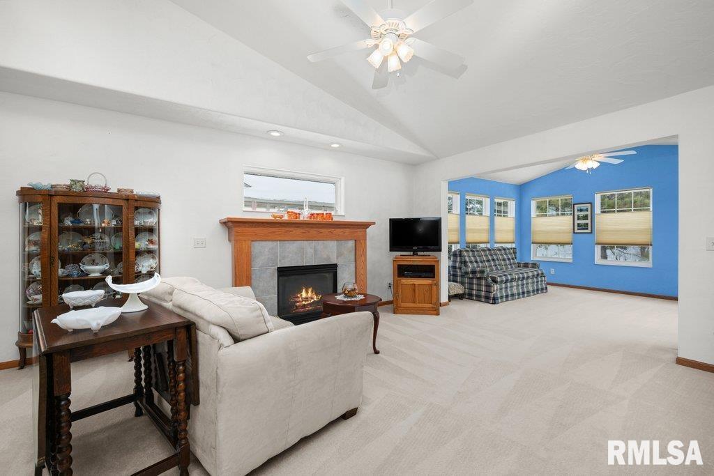 5377 Red Fox Road Bettendorf, IA 52722 - Photo 9 of 31 Gallery Image 9