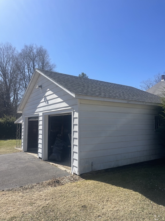 5 Lombard Avenue Athol, MA 01331 - Photo 7 of 32