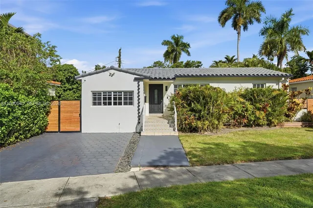 $990,000 | 3681 Southwest 21st Street, Miami, FL 33145