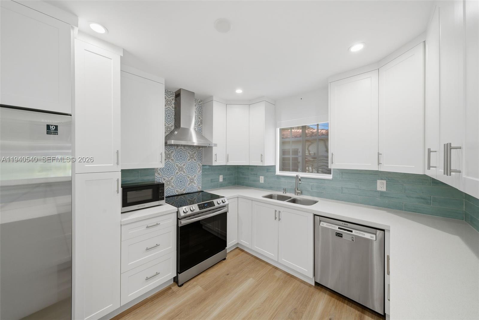 3681 Southwest 21st Street Miami, FL 33145 - Photo 14 of 50