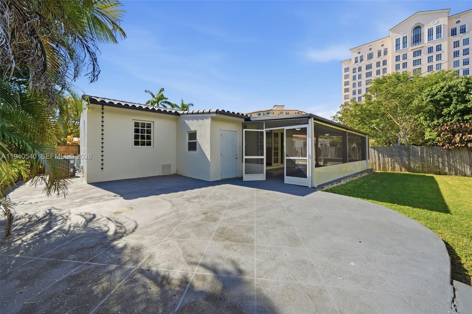 3681 Southwest 21st Street Miami, FL 33145 - Photo 34 of 50