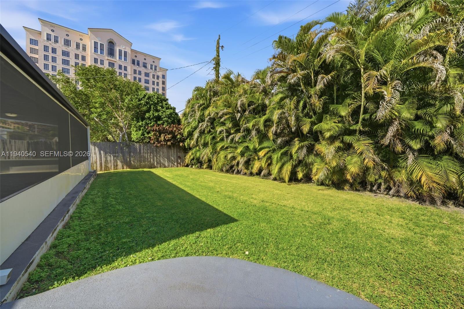 3681 Southwest 21st Street Miami, FL 33145 - Photo 37 of 50