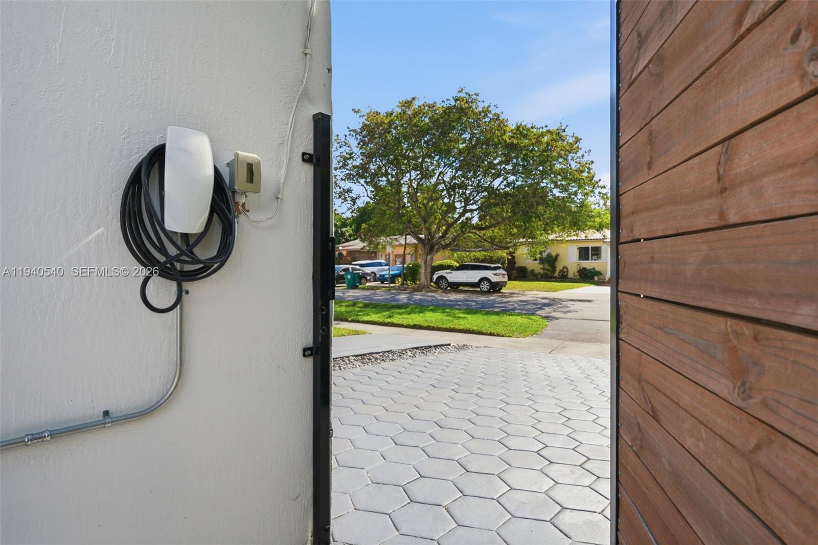 3681 Southwest 21st Street Miami, FL 33145 - Photo 41 of 50