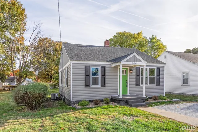 $134,900 | 604 West Spruce Street, Jerseyville, IL 62052