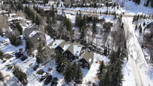 a view of multiple house