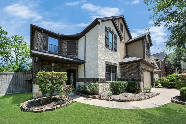 $589,000 | 4410 Lodge Vine Court, Sugar Land, TX 77479