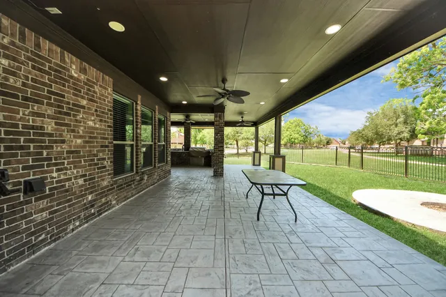 $598,500 | 4410 Lodge Vine Court, Sugar Land, TX 77479