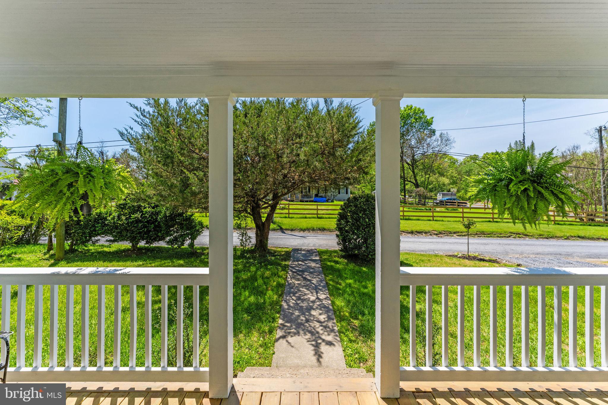 33960 Welbourne Road Upperville, VA 20184 - Photo 4 of 43 Charming view from a welcoming porch.