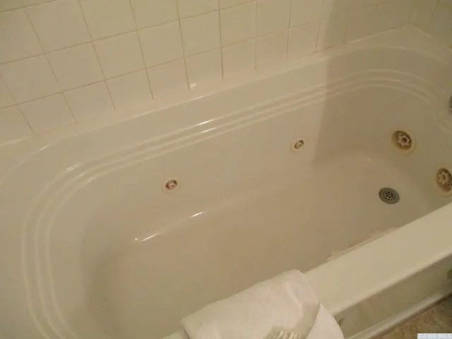 a close up view of a washer and dryer