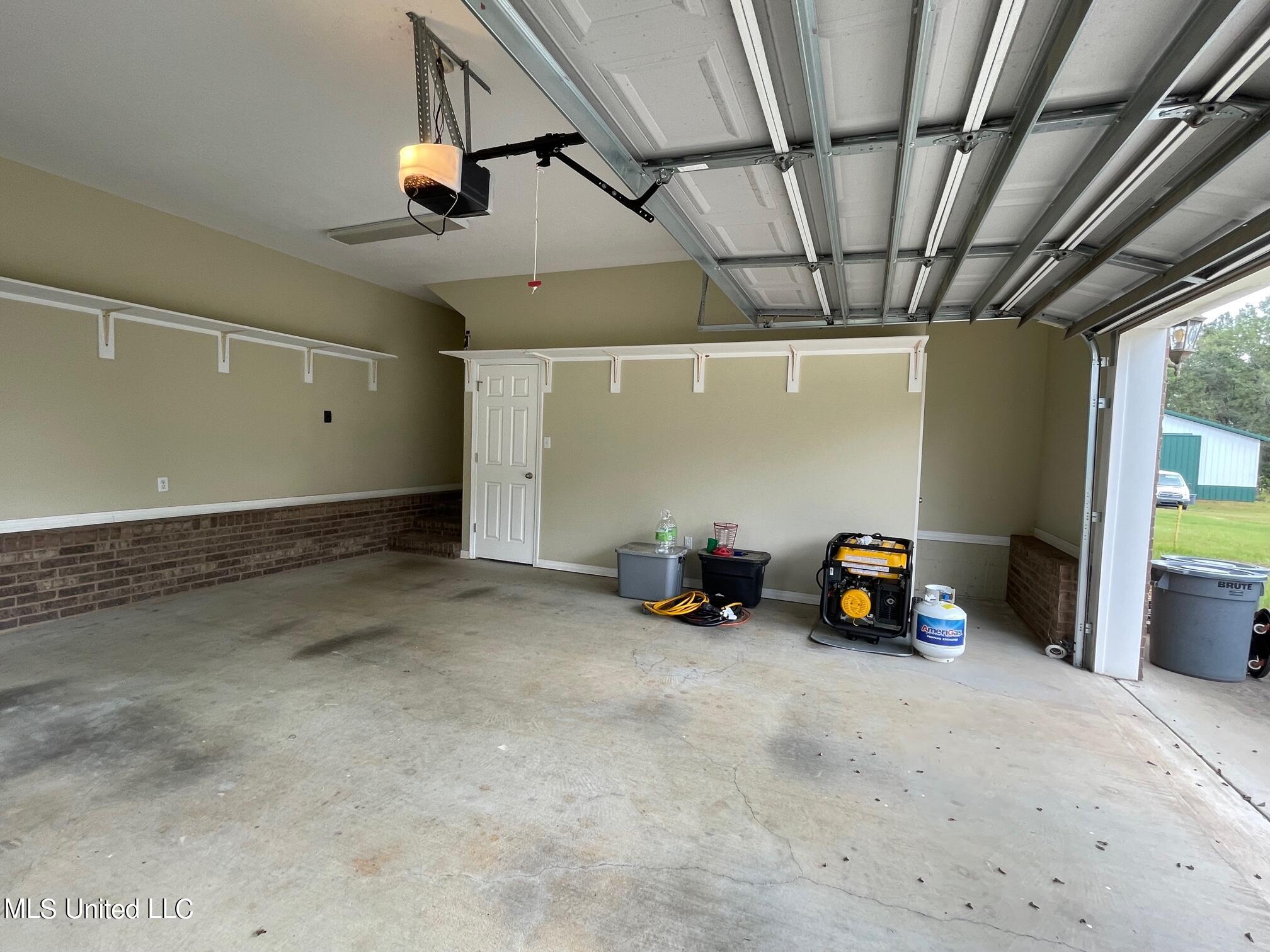 2129 Crenshaw Road Lucedale, MS 39452 - Photo 81 of 115 Garage