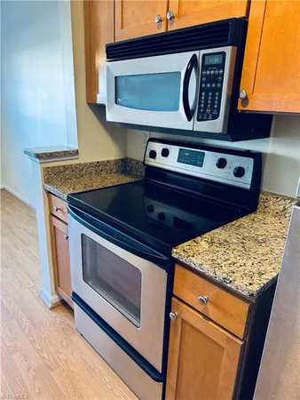 $190,000 | 107 Oak Wind Drive, Unit 102, Advance, NC 27006