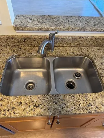 $190,000 | 107 Oak Wind Drive, Unit 102, Advance, NC 27006