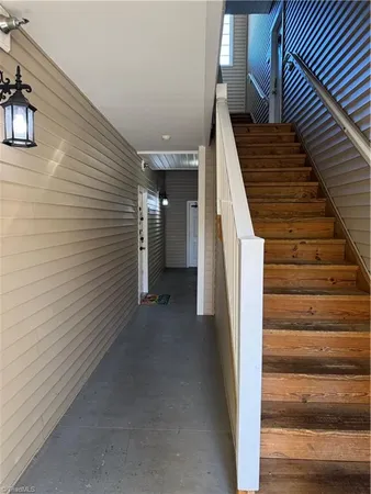 $190,000 | 107 Oak Wind Drive, Unit 102, Advance, NC 27006