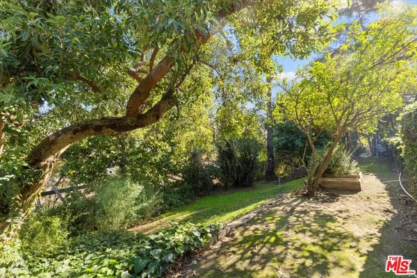 $8,995 | 2258 Moreno Drive, Los Angeles, CA 90039