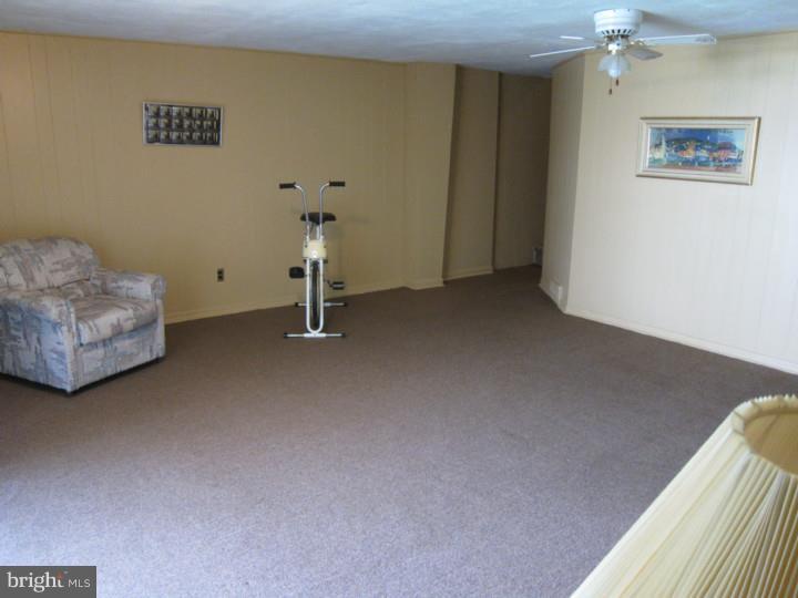 9948 Sandy Road Philadelphia, PA 19115 - Photo 16 of 18 Family Room