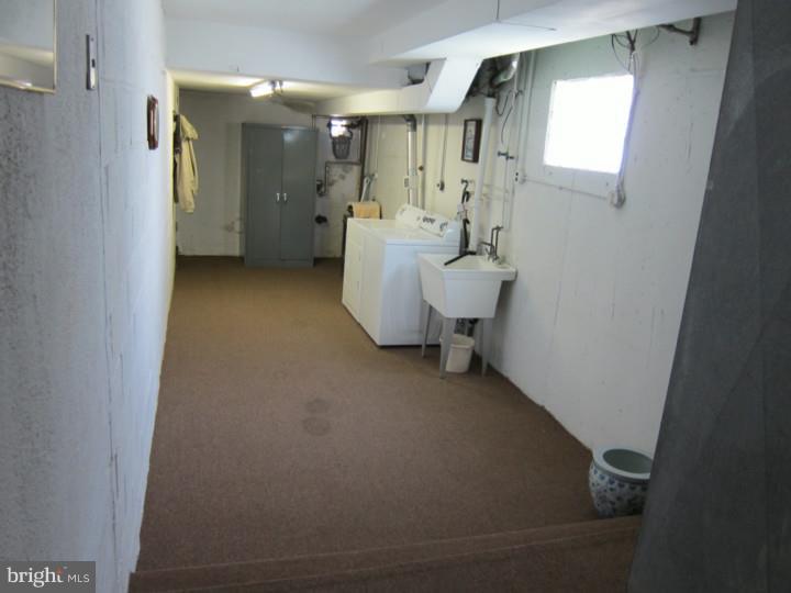 9948 Sandy Road Philadelphia, PA 19115 - Photo 18 of 18 Laundry Room