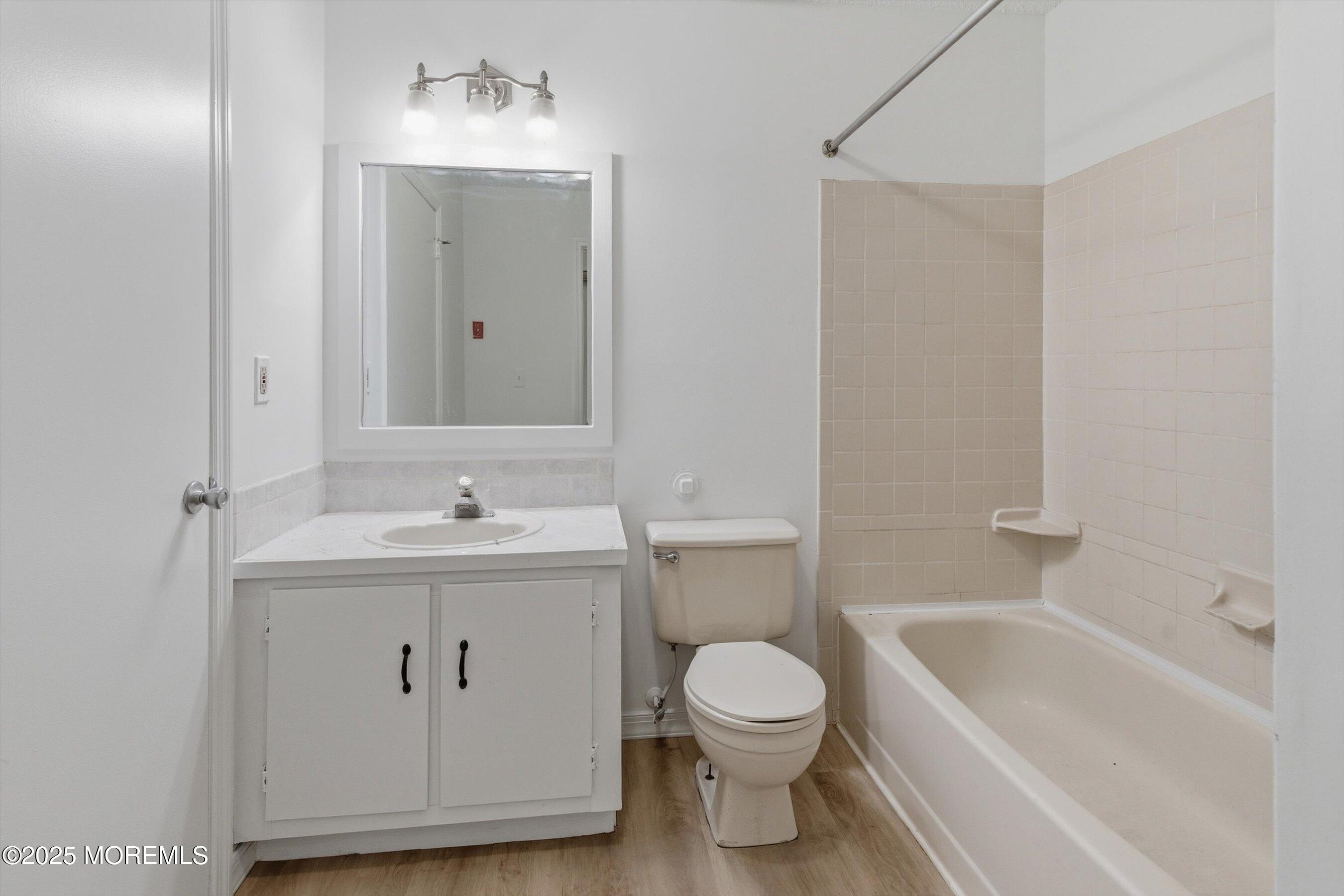 602 Violet Lane Jackson, NJ 08527 - Photo 16 of 28 16-Bath